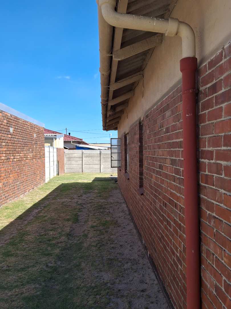 3 Bedroom Property for Sale in Ruyterwacht Western Cape